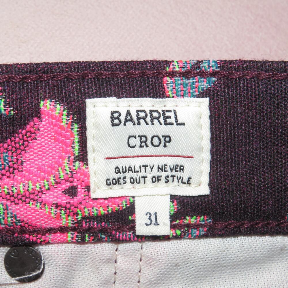 Levi’s Made & Crafted Safari Tapestry Barrel High Rise Pants - Picture 12 of 15